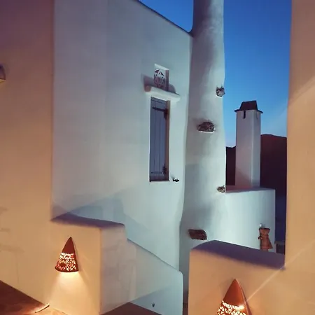 Art & *